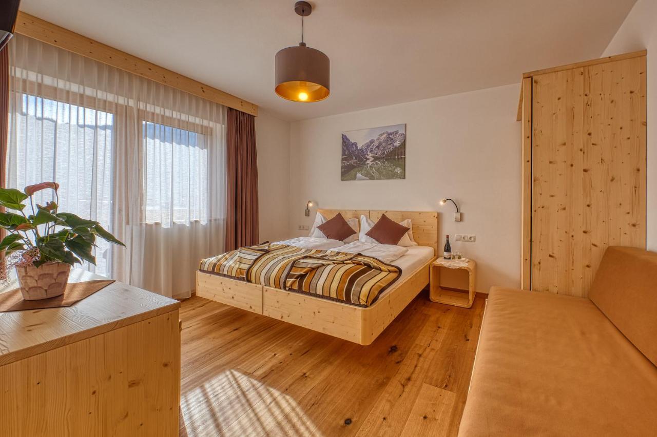 Garni Appartments Helvetia Frühstückspension 3*