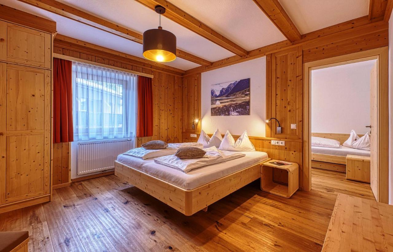 Frühstückspension Garni Appartments Helvetia Niederdorf