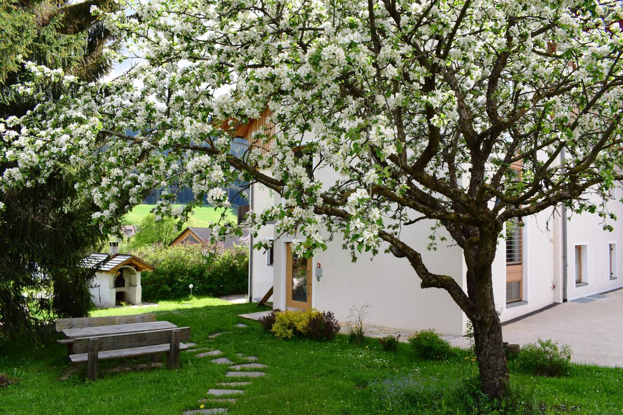 Frühstückspension Garni Appartments Helvetia 3*